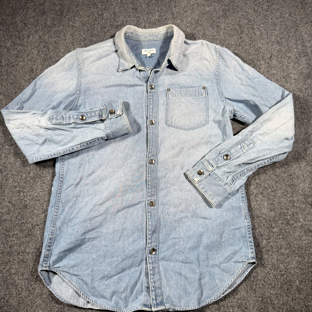 Robert Geller Denim Button Up Shirt Mens 46 Small Light Wash Blue Made in USA